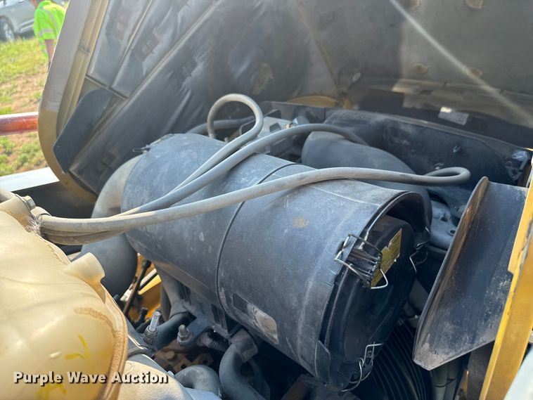 image for item DX0749 2008 John Deere 310SJ backhoe