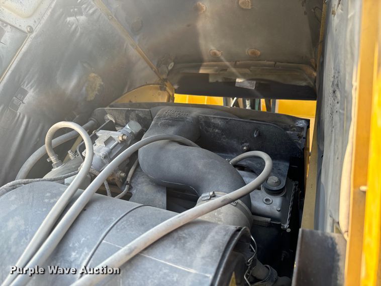 image for item DX0749 2008 John Deere 310SJ backhoe