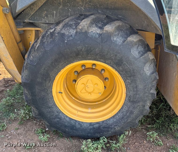 image for item DX0749 2008 John Deere 310SJ backhoe