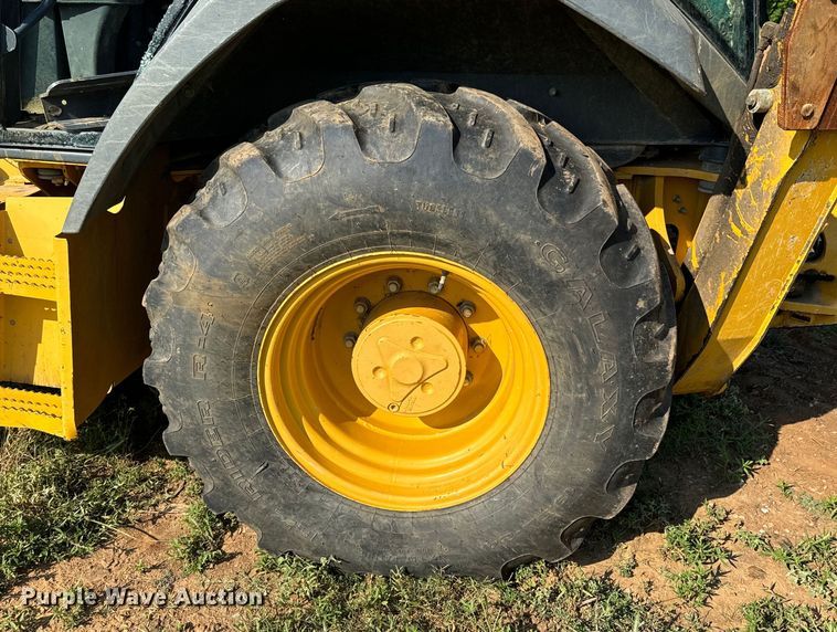 image for item DX0749 2008 John Deere 310SJ backhoe