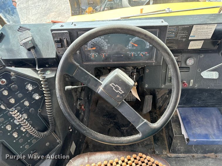 image for item DX0785 2001 Blue Bird B7 school bus