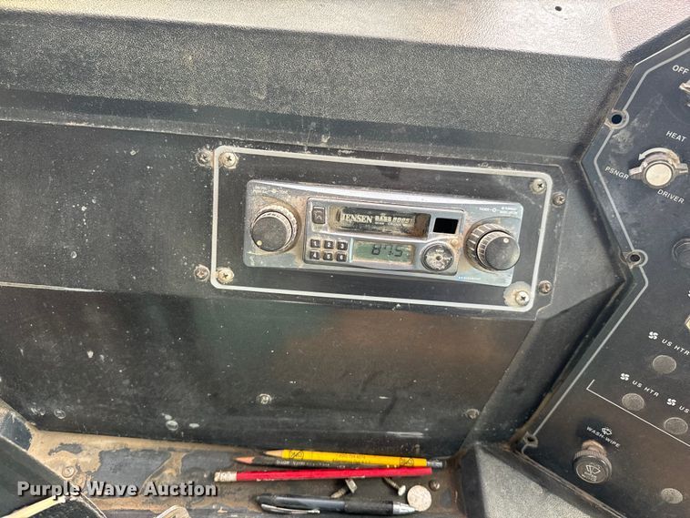 image for item DX0785 2001 Blue Bird B7 school bus