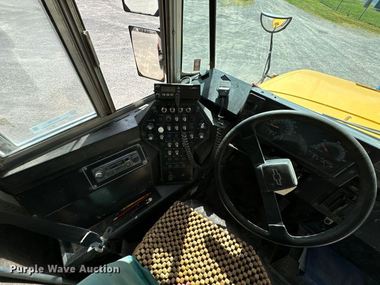 image for item DX0785 2001 Blue Bird B7 school bus