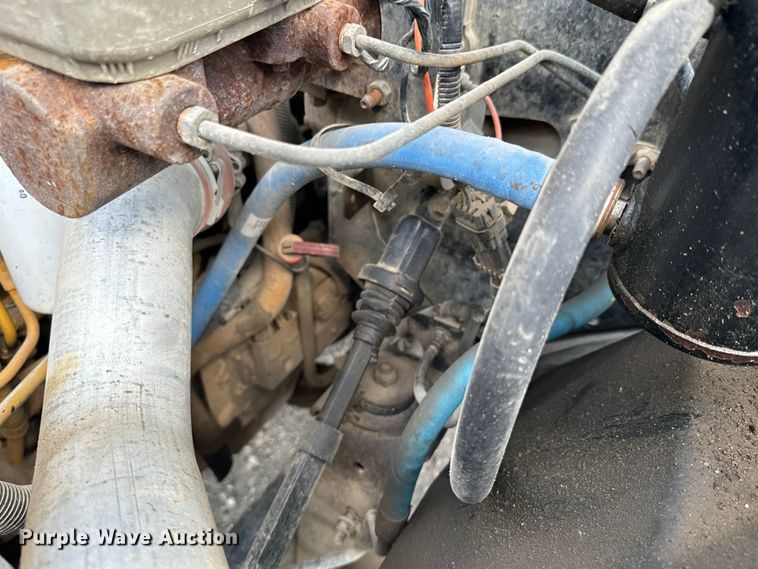 image for item DX0785 2001 Blue Bird B7 school bus