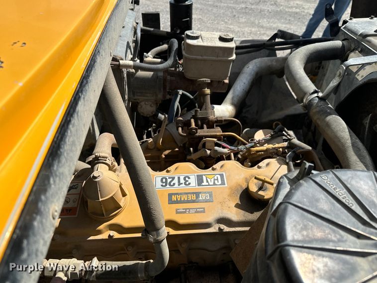 image for item DX0785 2001 Blue Bird B7 school bus