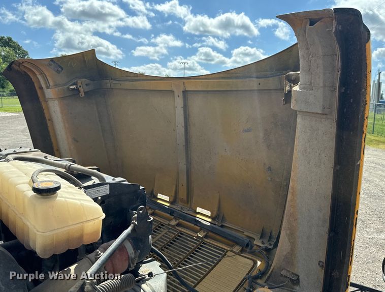 image for item DX0785 2001 Blue Bird B7 school bus