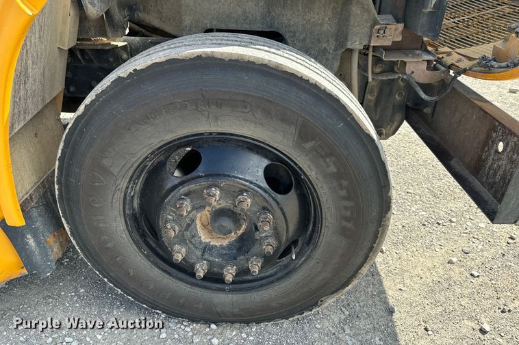 image for item DX0785 2001 Blue Bird B7 school bus