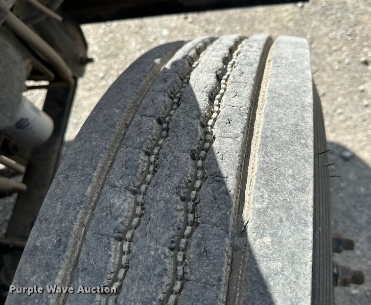 image for item DX0785 2001 Blue Bird B7 school bus