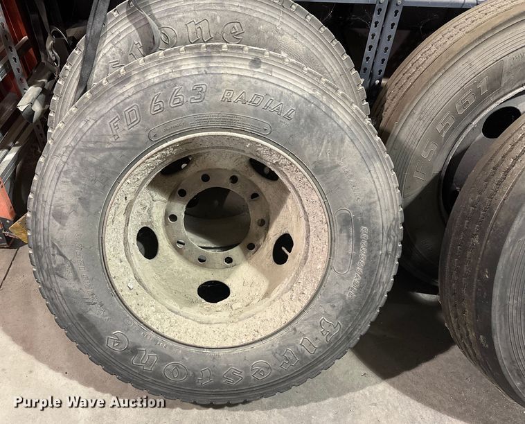 image for item DX0785 2001 Blue Bird B7 school bus