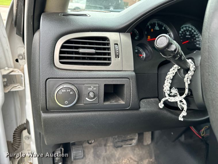 image for item EH3981 2012 Chevrolet Tahoe Police SUV