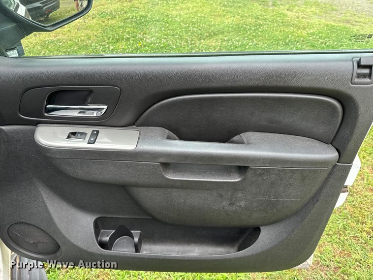 image for item EH3981 2012 Chevrolet Tahoe Police SUV