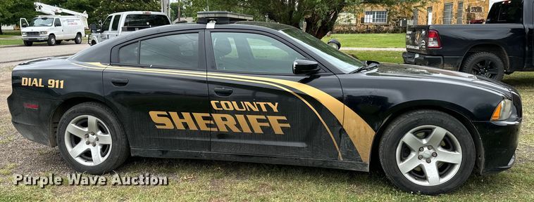 image for item EH3983 2013 Dodge Charger Police 