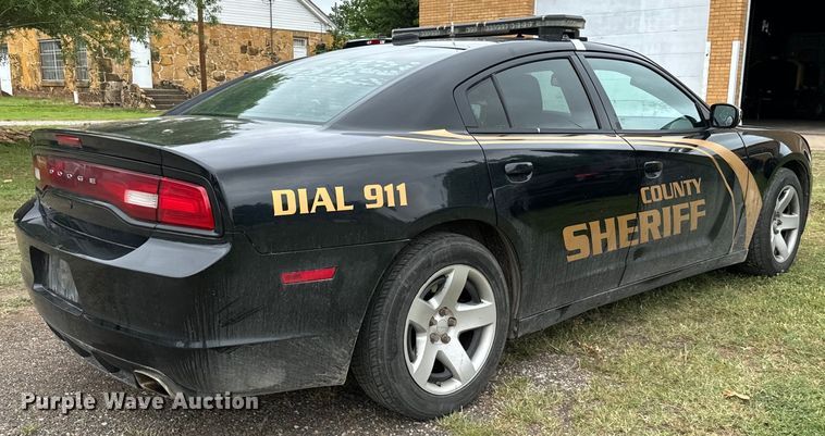 image for item EH3983 2013 Dodge Charger Police 