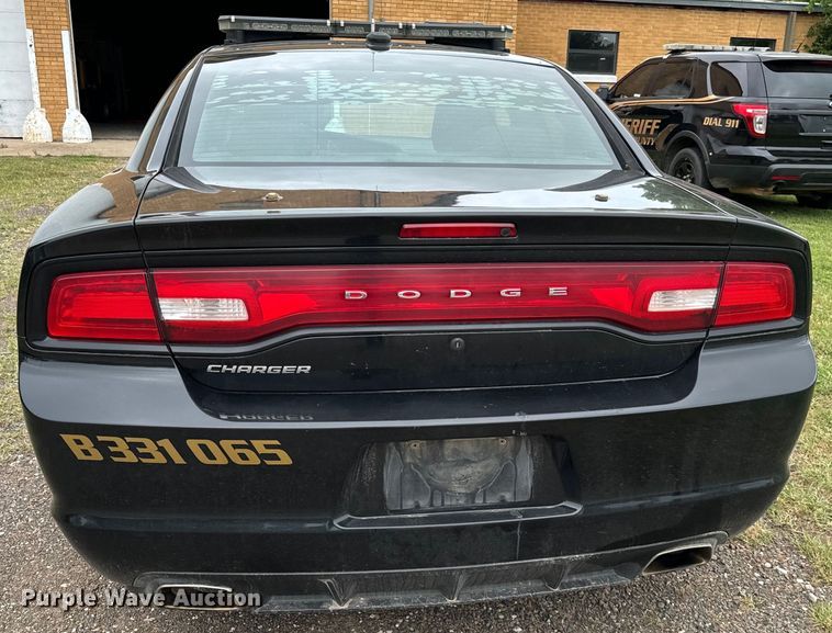 image for item EH3983 2013 Dodge Charger Police 