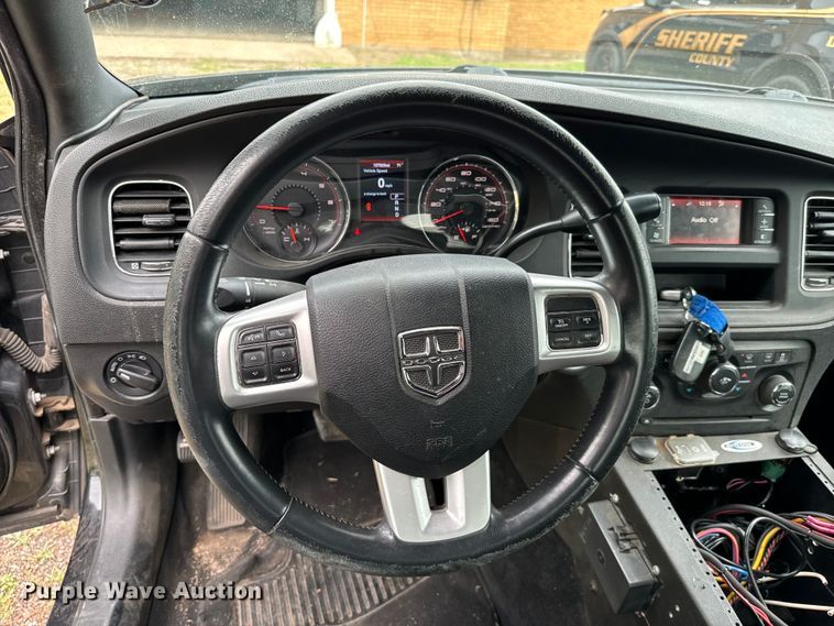 image for item EH3983 2013 Dodge Charger Police 