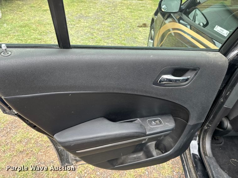 image for item EH3983 2013 Dodge Charger Police 