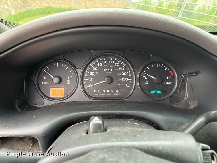 image for item EH3996 2004 Chevrolet  Venture van