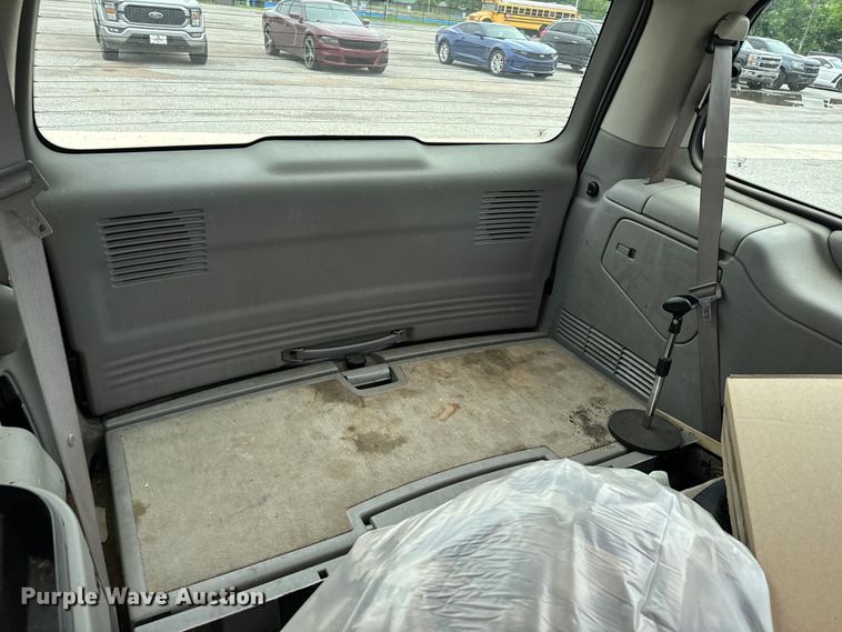 image for item EH3996 2004 Chevrolet  Venture van