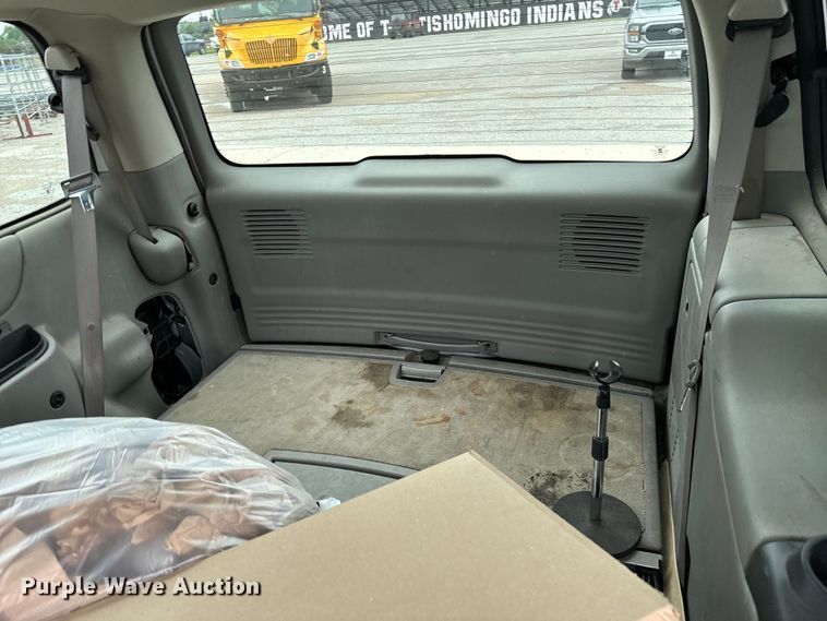 image for item EH3996 2004 Chevrolet  Venture van