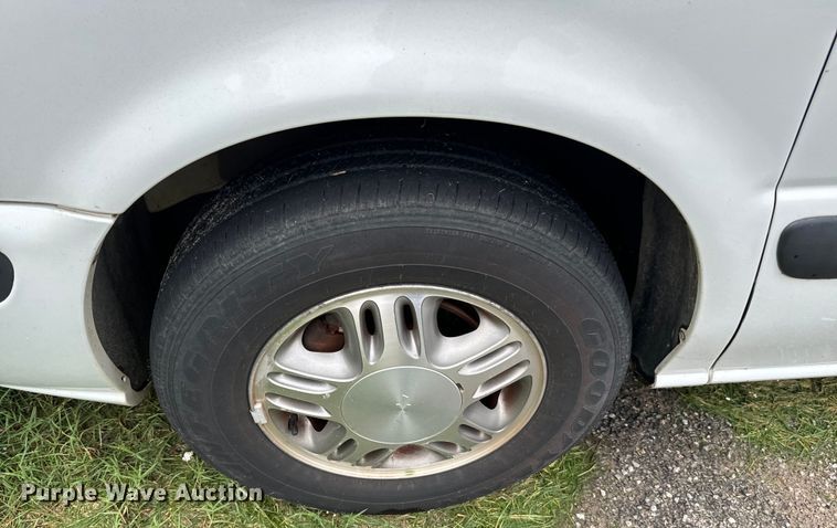 image for item EH3996 2004 Chevrolet  Venture van