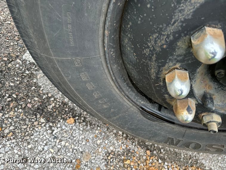 image for item EH3997 2001 International  school bus