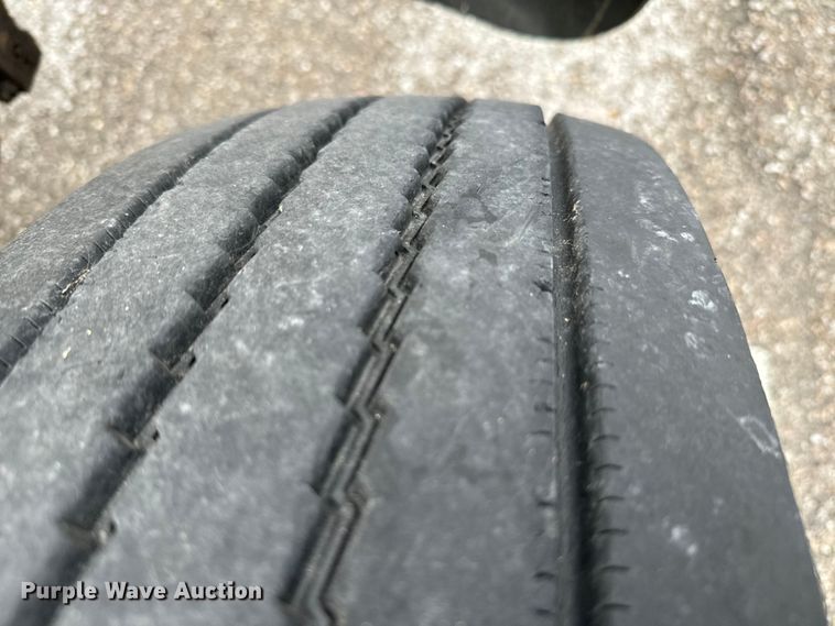 image for item EH3997 2001 International  school bus