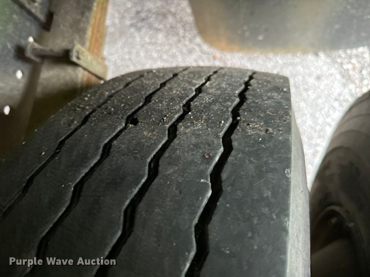 image for item EH3997 2001 International  school bus