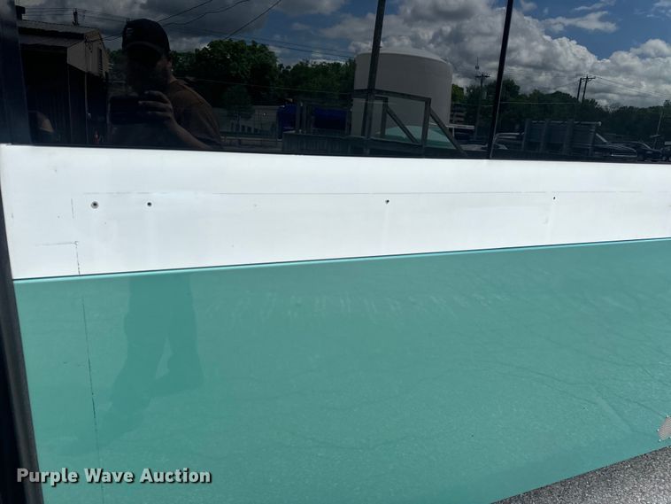 image for item EH6774 2006 Gillig G29B102N4 transit bus