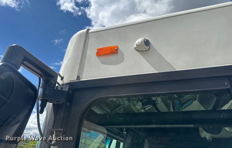 image for item EH6774 2006 Gillig G29B102N4 transit bus