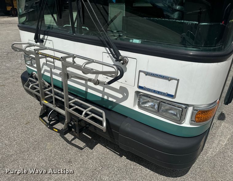 image for item EH6774 2006 Gillig G29B102N4 transit bus