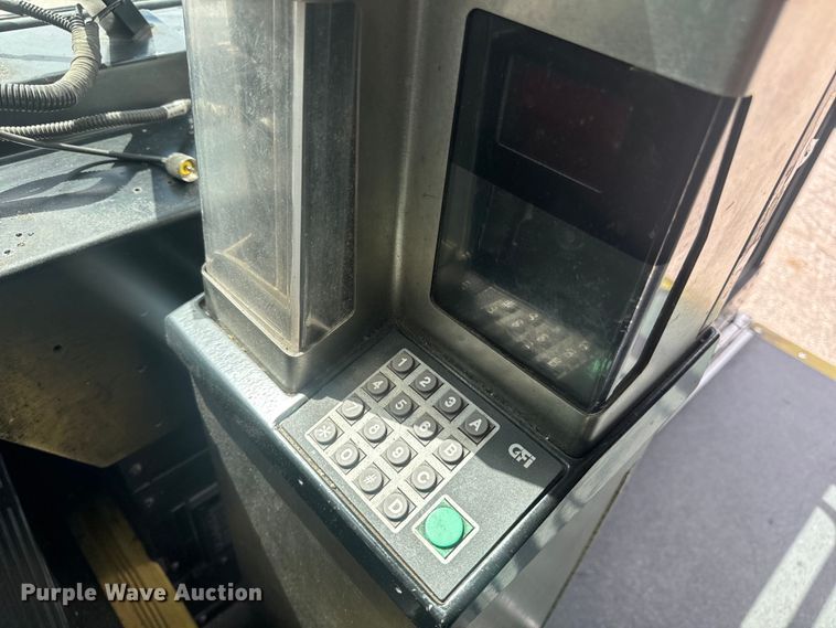 image for item EH6774 2006 Gillig G29B102N4 transit bus