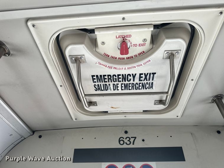 image for item EH6774 2006 Gillig G29B102N4 transit bus