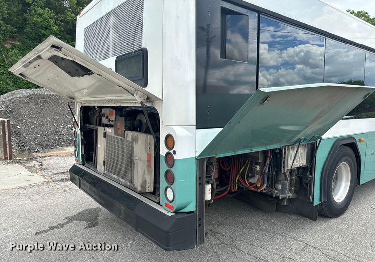 image for item EH6774 2006 Gillig G29B102N4 transit bus