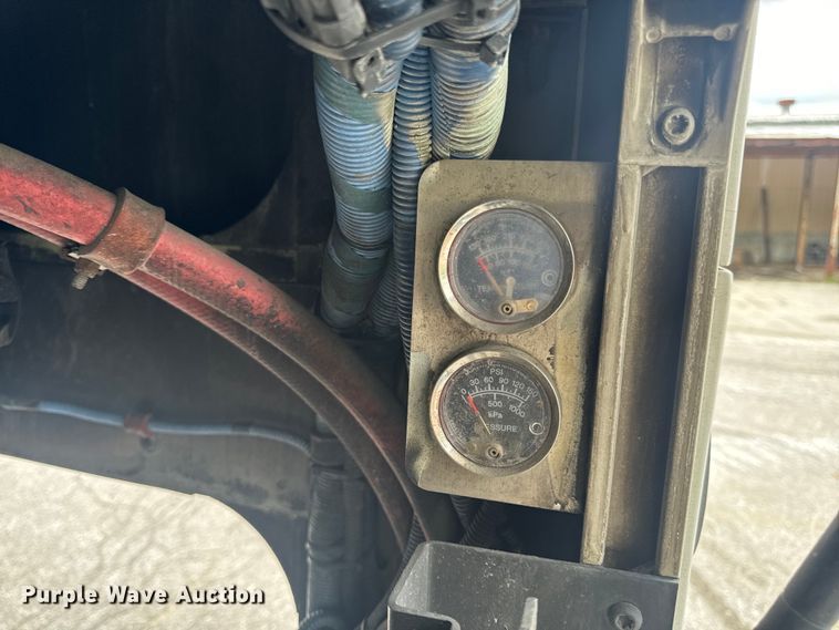 image for item EH6774 2006 Gillig G29B102N4 transit bus