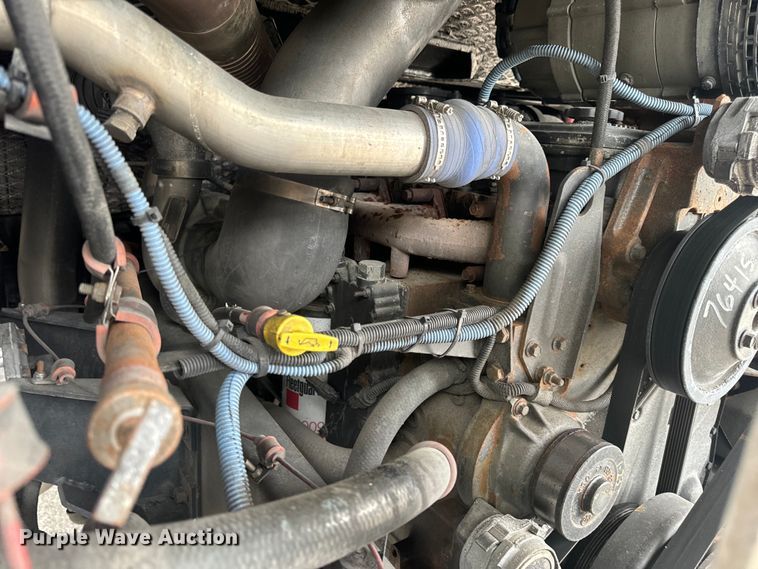 image for item EH6774 2006 Gillig G29B102N4 transit bus