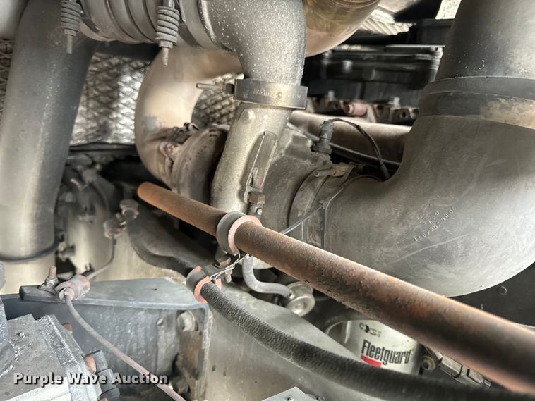 image for item EH6774 2006 Gillig G29B102N4 transit bus