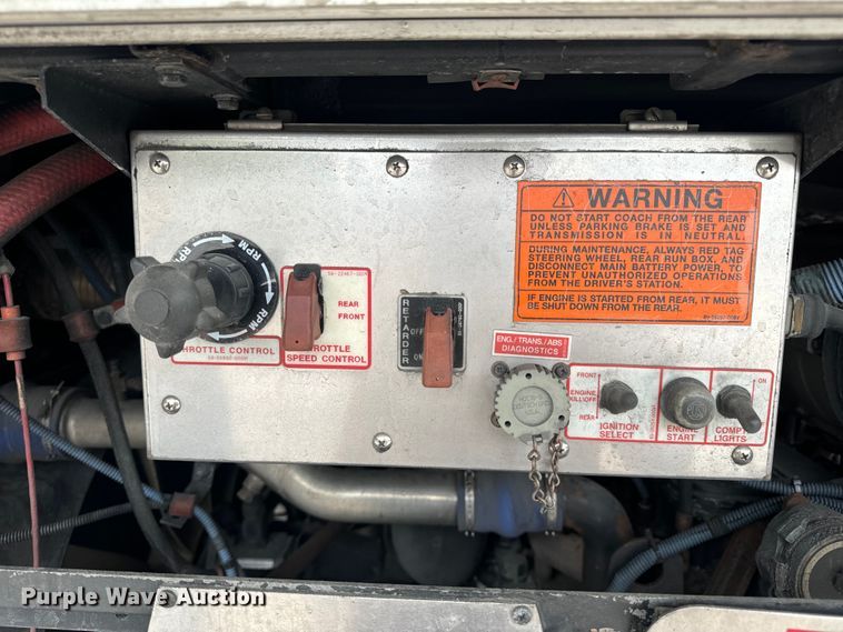 image for item EH6774 2006 Gillig G29B102N4 transit bus