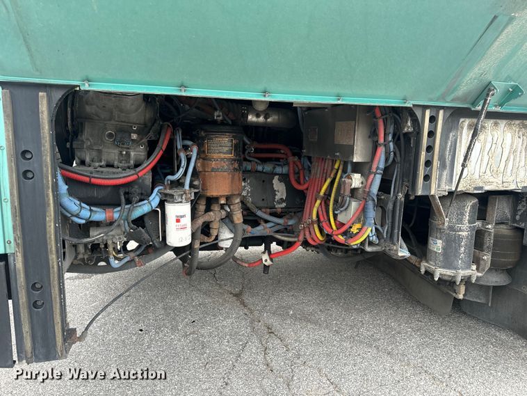 image for item EH6774 2006 Gillig G29B102N4 transit bus