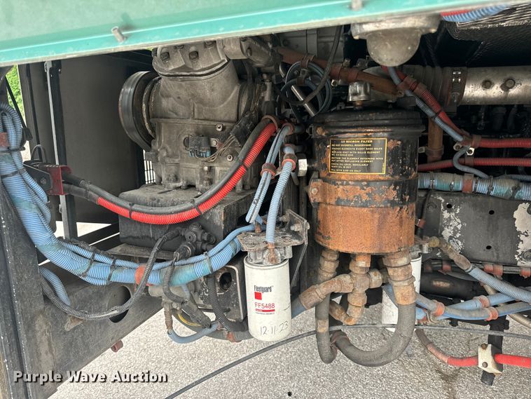 image for item EH6774 2006 Gillig G29B102N4 transit bus