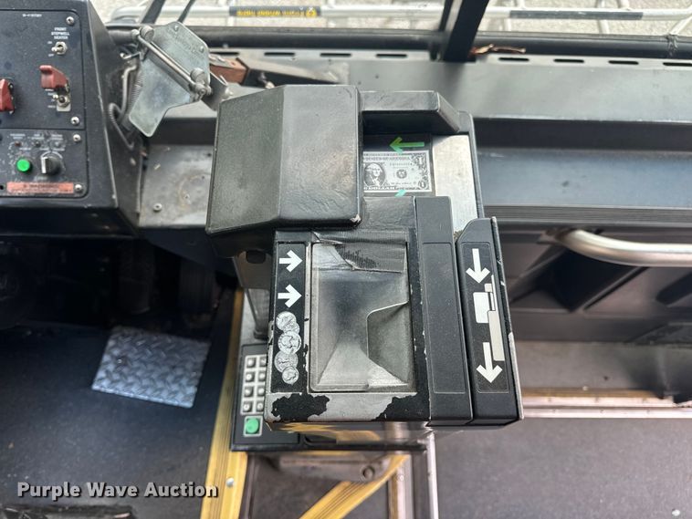 image for item EH6775 2006 Gillig G29B102N4 transit bus