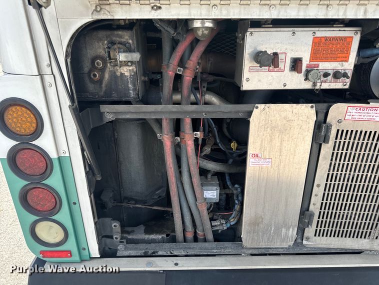 image for item EH6775 2006 Gillig G29B102N4 transit bus