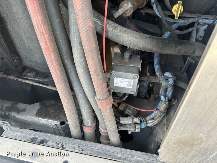 image for item EH6775 2006 Gillig G29B102N4 transit bus