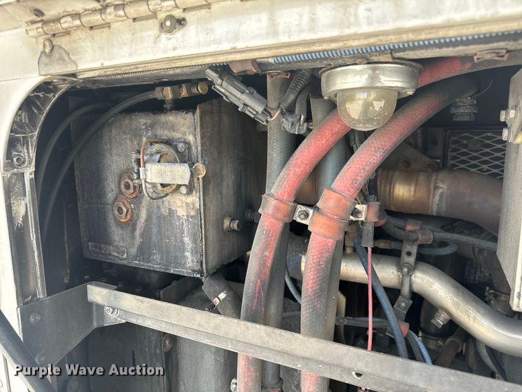 image for item EH6775 2006 Gillig G29B102N4 transit bus