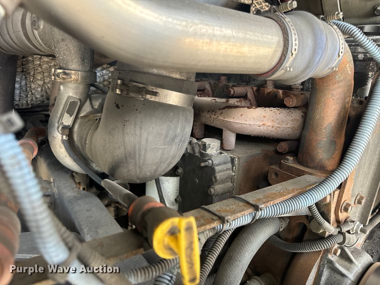 image for item EH6775 2006 Gillig G29B102N4 transit bus