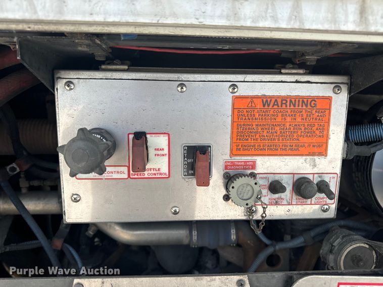 image for item EH6775 2006 Gillig G29B102N4 transit bus