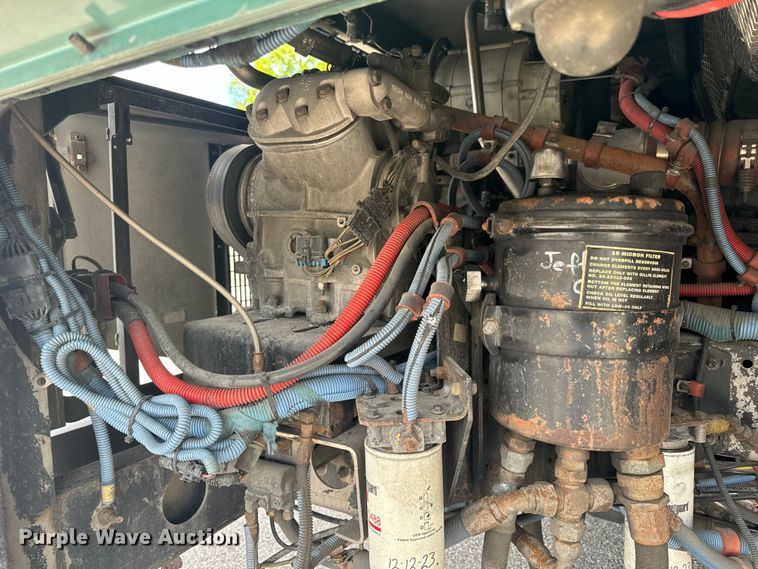 image for item EH6775 2006 Gillig G29B102N4 transit bus