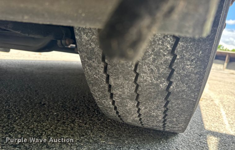 image for item EH6775 2006 Gillig G29B102N4 transit bus