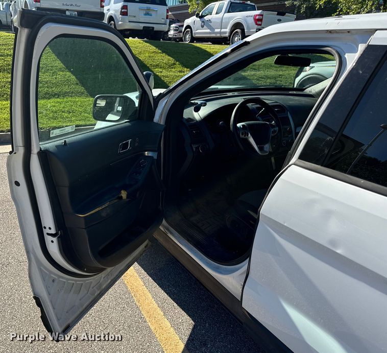 image for item EH6901 2013 Ford Explorer Police Interceptor  SUV