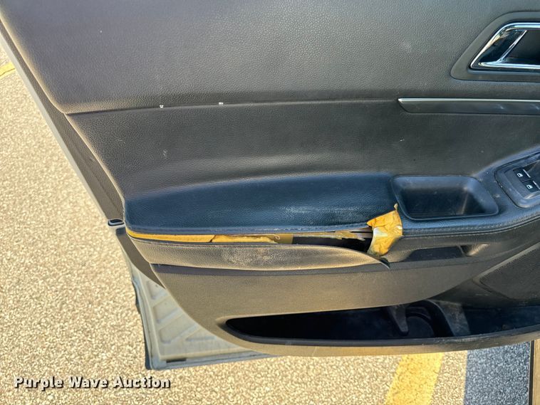 image for item EH6901 2013 Ford Explorer Police Interceptor  SUV