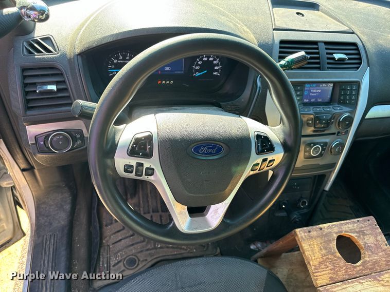 image for item EH6901 2013 Ford Explorer Police Interceptor  SUV